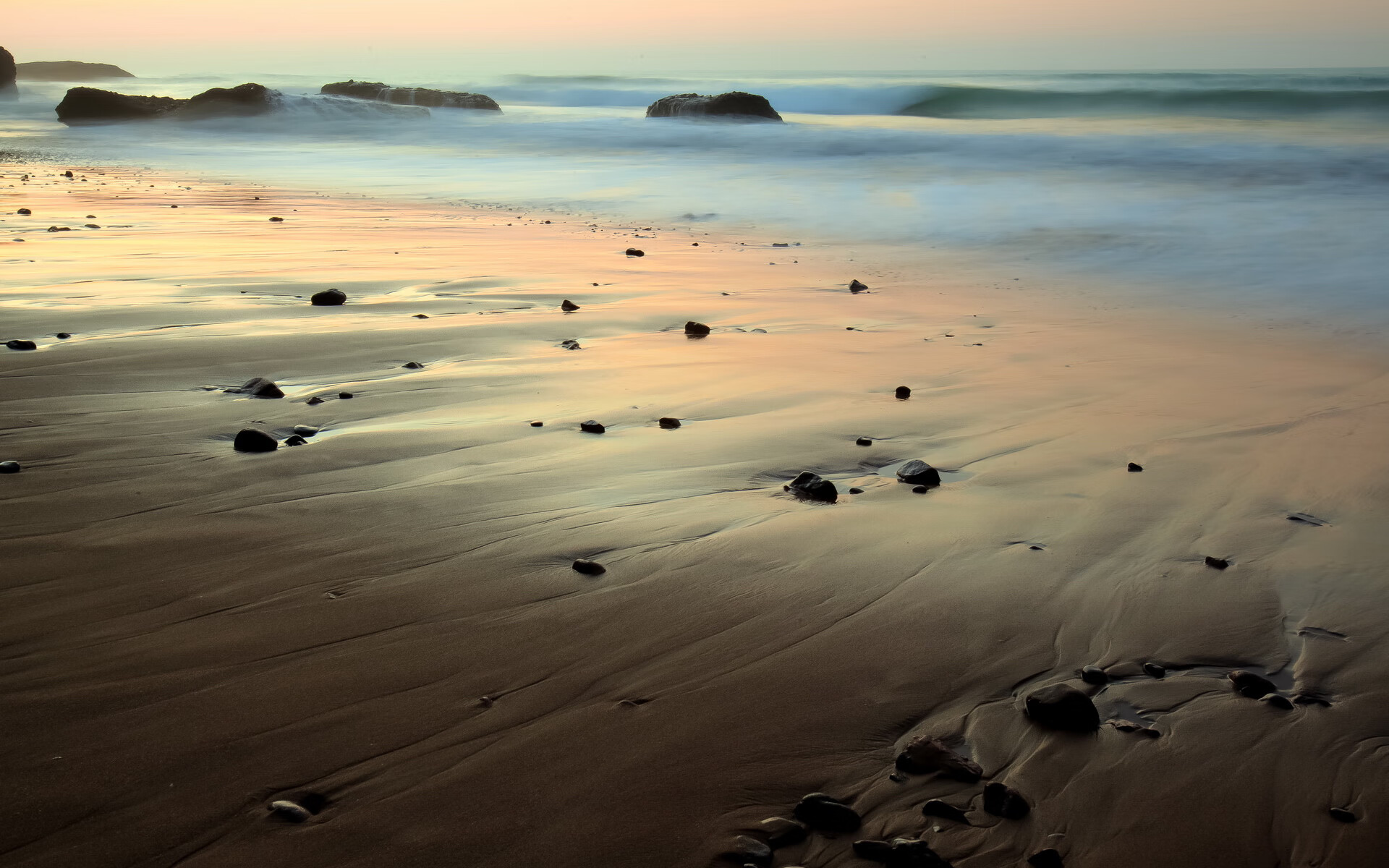九游娱乐官方平台-法甲未来领导者：年轻球员闪耀绿茵！，法甲各队主帅